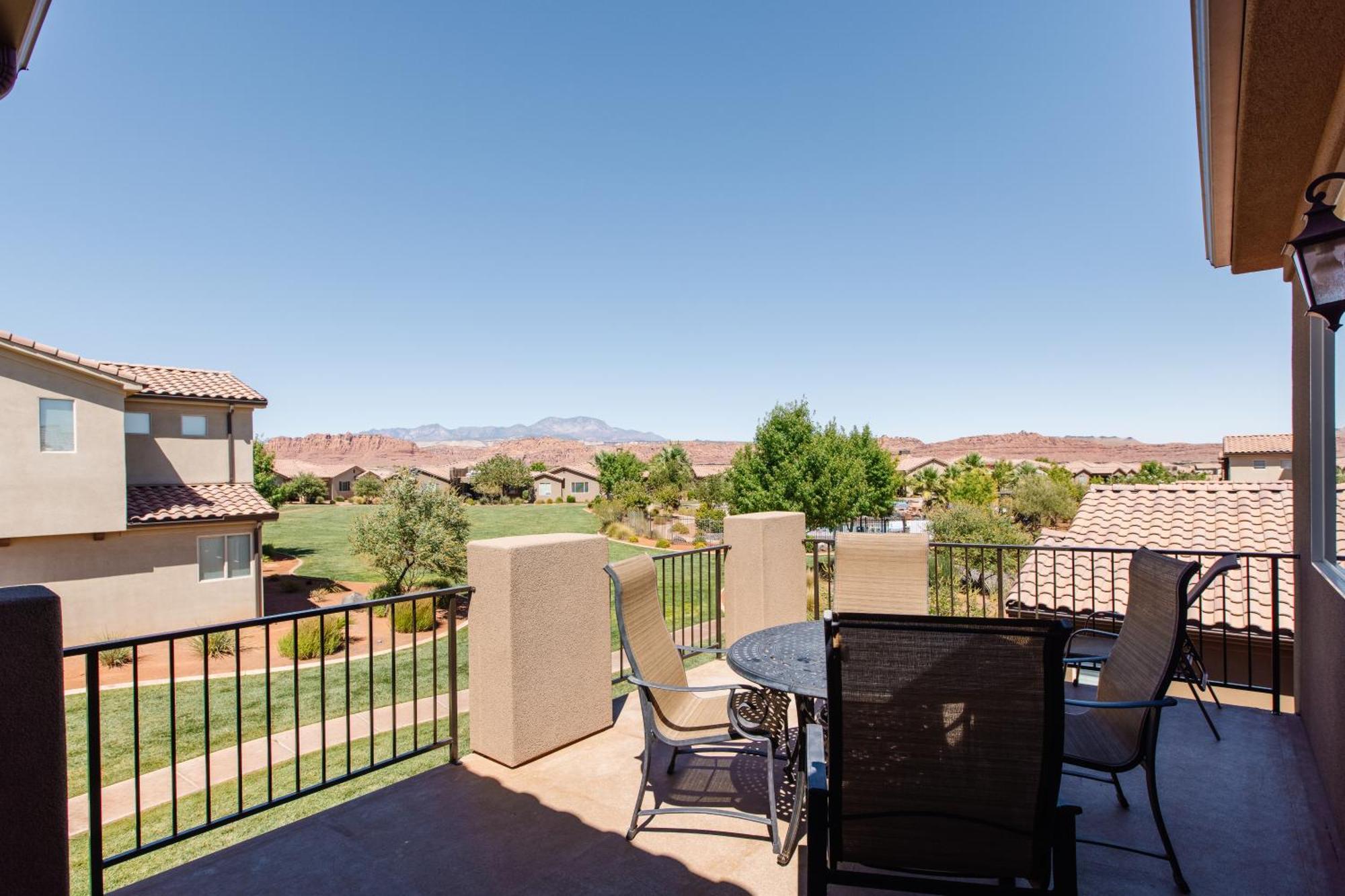 Paradise Village 36 Bunk Beds, Bbq Grill, Community Resort Style Pool And Water Park Santa Clara Exterior photo