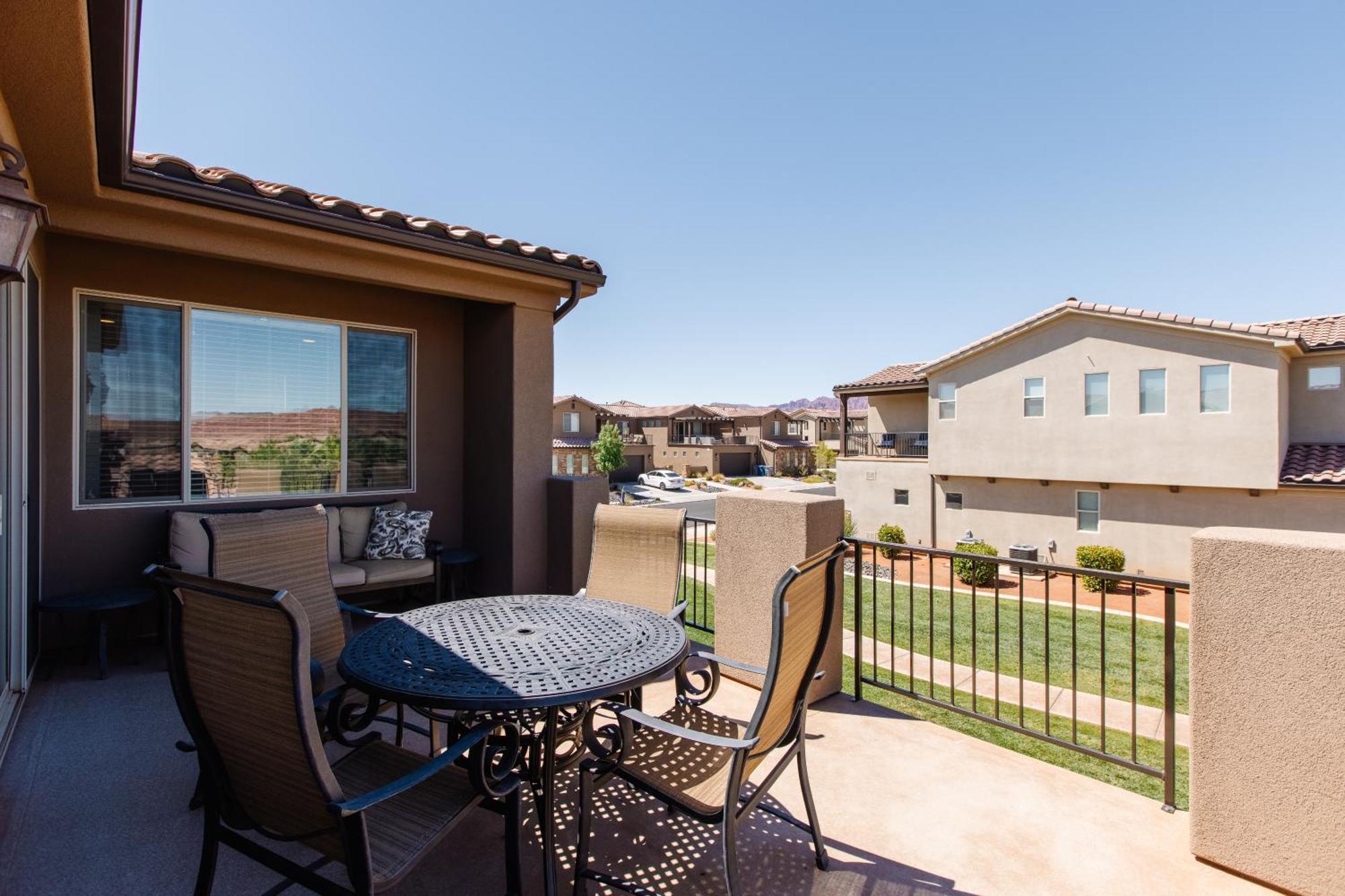 Paradise Village 36 Bunk Beds, Bbq Grill, Community Resort Style Pool And Water Park Santa Clara Exterior photo