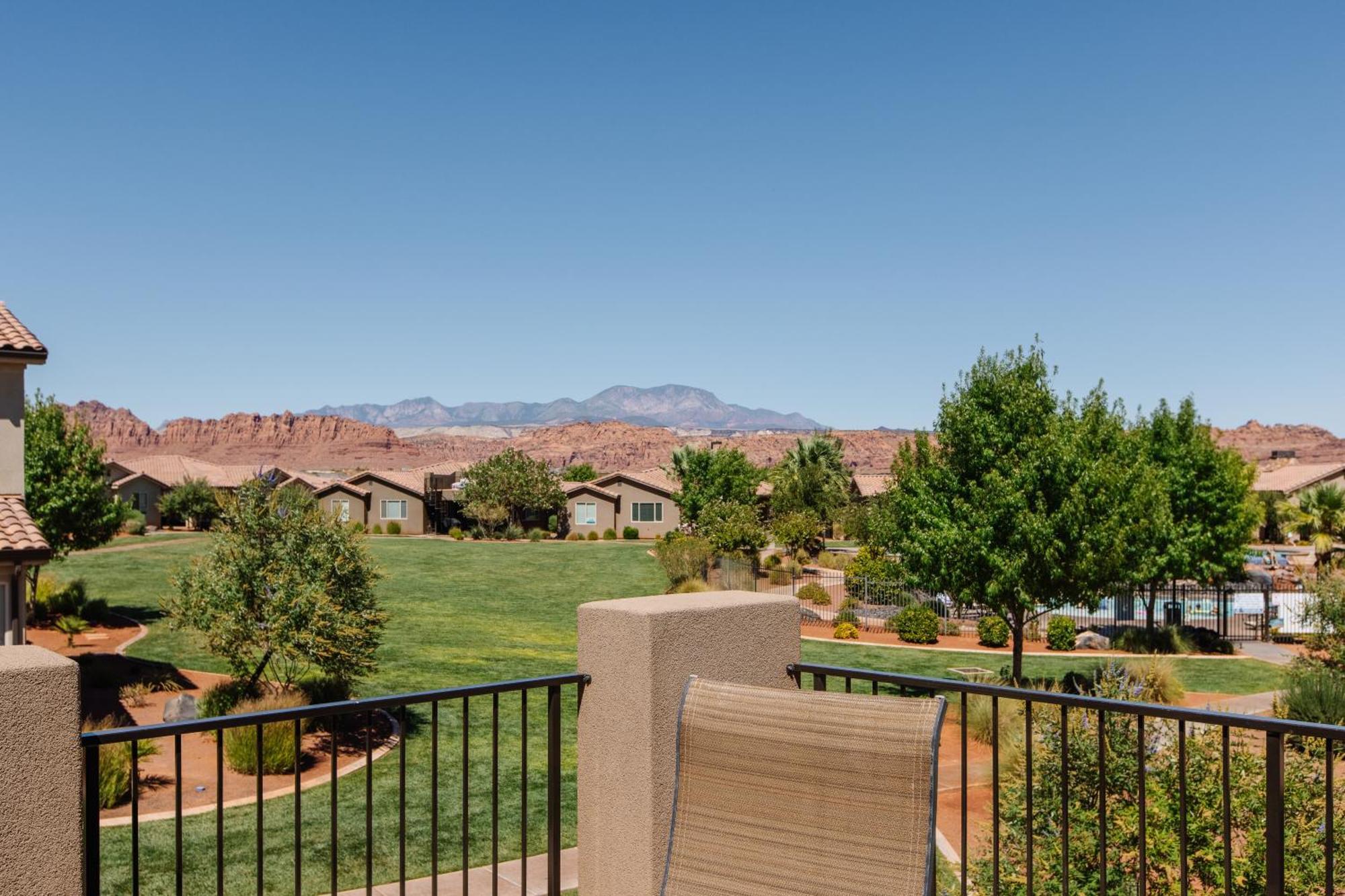 Paradise Village 36 Bunk Beds, Bbq Grill, Community Resort Style Pool And Water Park Santa Clara Exterior photo